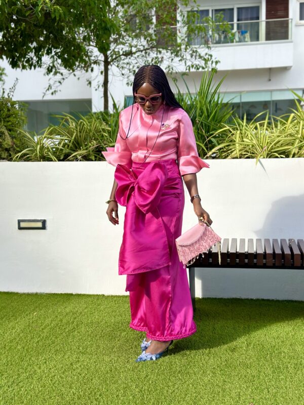 THE GRACE SET THE GRACE SET